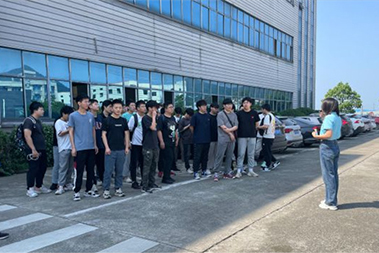 安徽工程大學學生團到裕華電器參觀學習